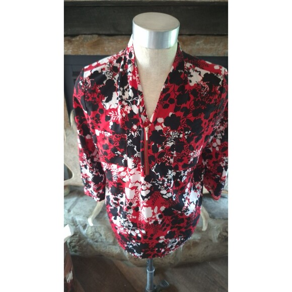 Jaclyn Smith Tops‎ Women’s XL  Red Black White Floral Blouse 3/4 Sleeve Shirt - Picture 4 of 9